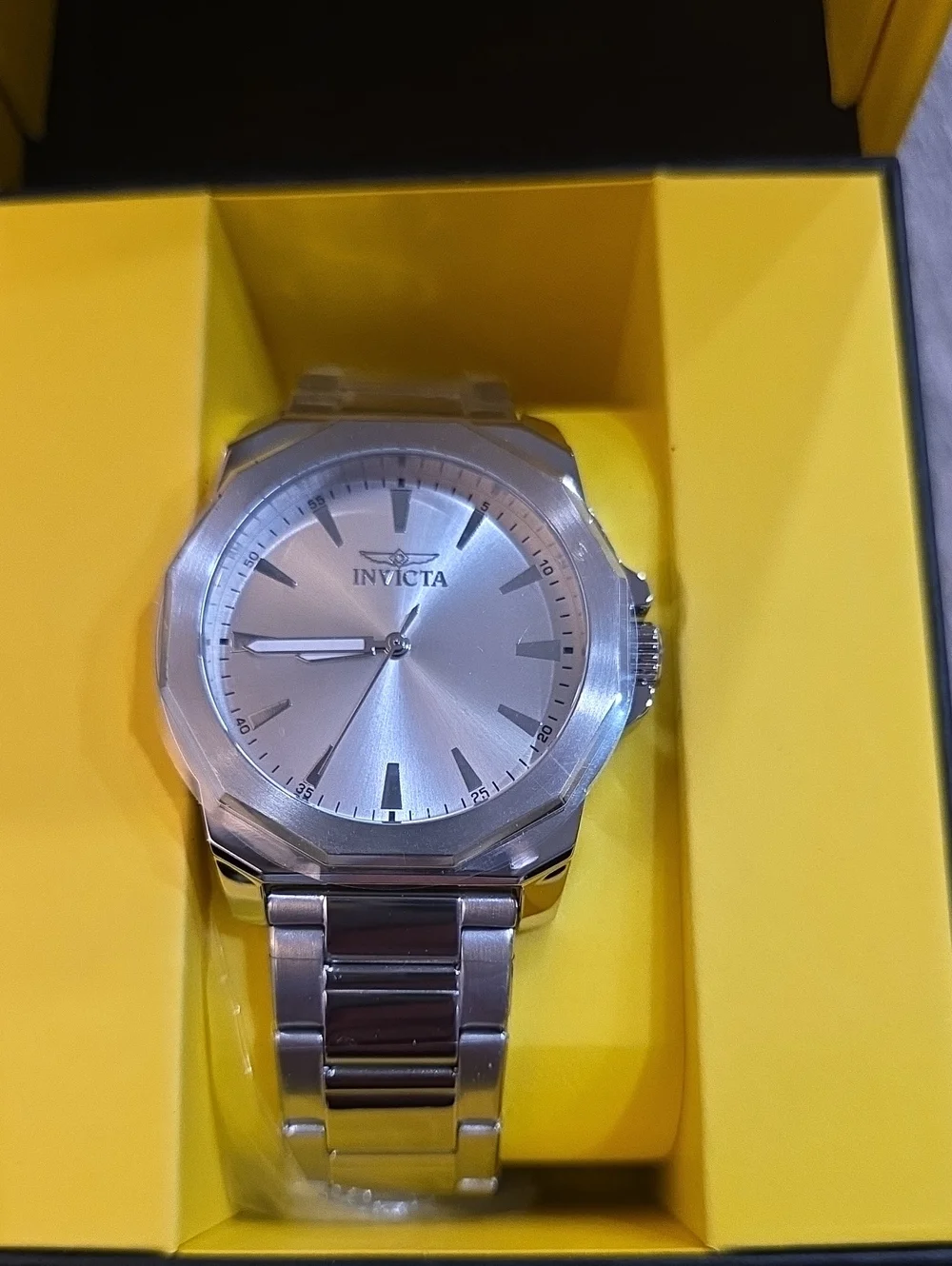 247. Invicta Speedway Dominus Men's Watch - 42mm. Steel (46832)